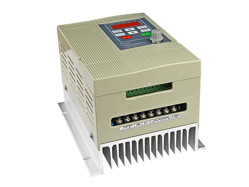 3000H通用變頻器，三相通用變頻器，變頻器生產(chǎn)廠家，變頻器價(jià)格